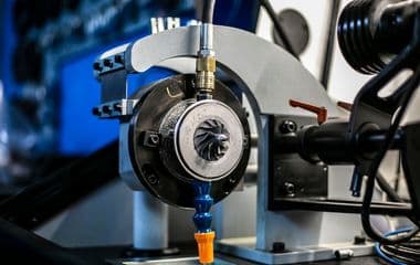 Wyważanie rdzenia turbosprężarki w warsztacie BW Turbo